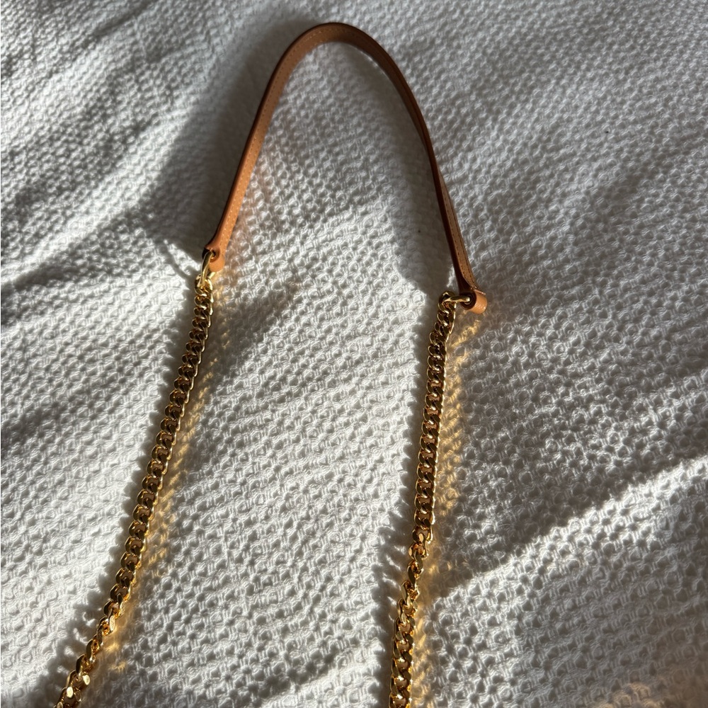 YSL CASSANDRE ENVELOPE CHAIN WALLET - Picture 8 of 11